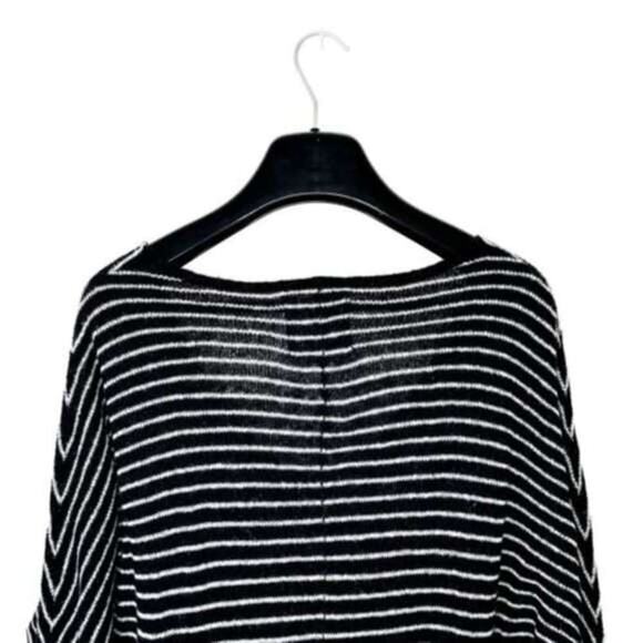 AMERICAN EAGLE‎ Dolman Sleeve Sweater Size S Black Striped Long Sleeve - Picture 5 of 5